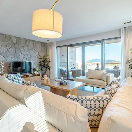 Ferienhaus 3-Bedroom Beachfront Villa With Hotel Amenities