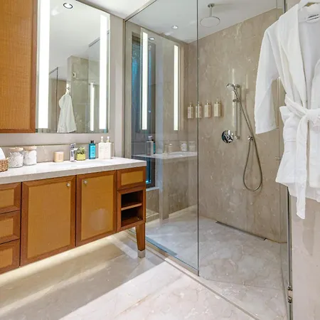 بيت للعطل 3-bedroom Beachfront With Amenities
